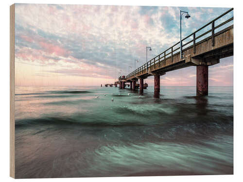 Holzbild Seebrücke mit Möwen II