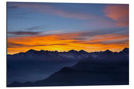 Quadro em alumínio Céu colorido ao pôr do sol sobre os Alpes