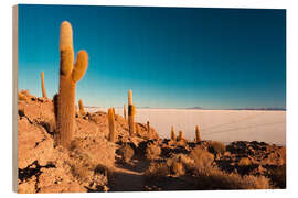 Holzbild Isla Incahuasi und Uyuni-Salz-Ebene bei Sonnenaufgang, Reiseziel in Bolivien.