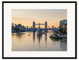 Impression artistique encadrée Colourful sunrises in London