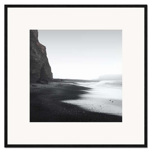 Plakat artystyczny premium w ramie Black beach in Iceland
