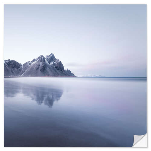 Självhäftande poster Vestrahorn in Iceland at sunset