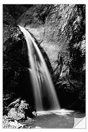 Selvklæbende plakat Black and White image of Chessiloch Waterfall, Entlebuch, Switzerland