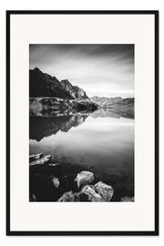 Gerahmter Kunstdruck Lange Belichtung von Bergen am Trüebsee Bergsee über Englelberg, die Schweiz