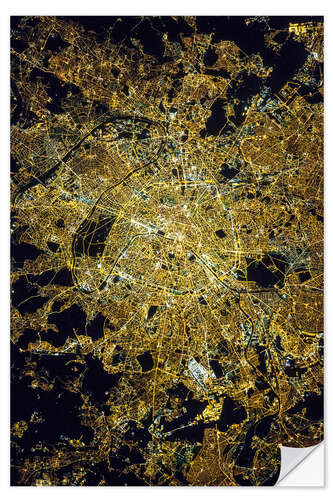 Sisustustarra Paris seen from space