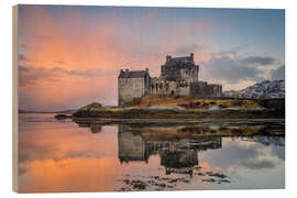 Quadro de madeira Dawn at Eilean Donan Castle