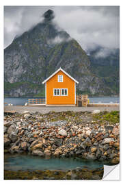 Naklejka na ścianę The yellow fisherman's house in the Lofoten