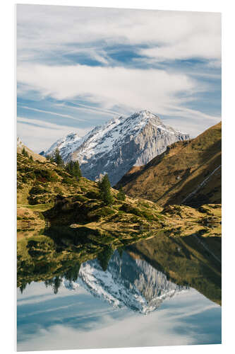 Foam board print Trüebsee mountain lake with Schlossberg mountain peak at Titlis Engelberg in Switzerland at fall