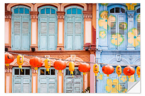 Selvklebende plakat Colorful windows in Chinatown, Singapore