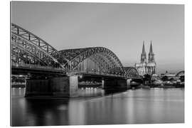 Stampa su plexi-alluminio Hohenzollern Bridge and Cologne Cathedral black-and-white