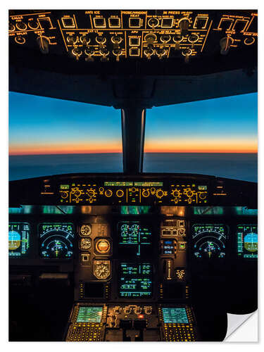 Sisustustarra A320 cockpit at twilight