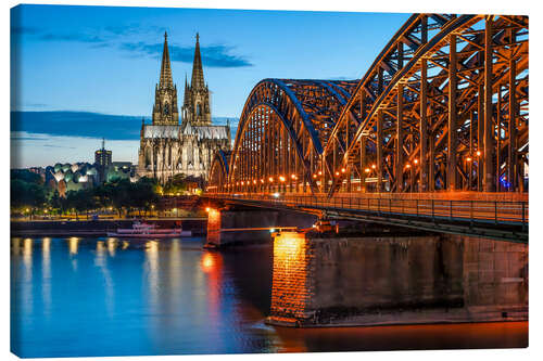 Canvas print Cologne Cathedral and Hohenzollern Bridge at night