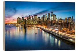 Hout print Manhattan skyline at night, New York City, USA