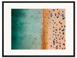 Gerahmter Kunstdruck Vogelperspektive von Leuten am Strand in Portugal