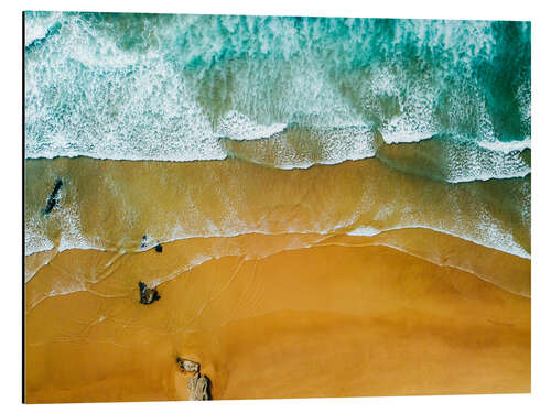 Alumiinitaulu Blue Ocean Waves And Beautiful Sandy Beach in Portugal