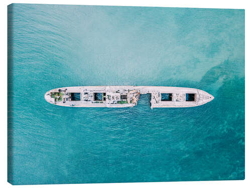 Canvastavla Shipwreck In The Middle Of The Ocean