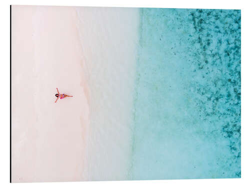 Aluminiumsbilde Aerial view of woman on a tropical beach