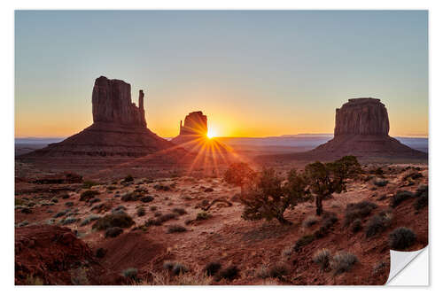 Selvklæbende plakat sunrise over Monument Valley, Arizona, USA, North America