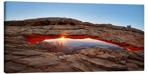 Leinwandbild Sonnenaufgang am Mesa Arch im Canyonlands-Nationalpark, Moab, Island in the Sky , Utah, USA,