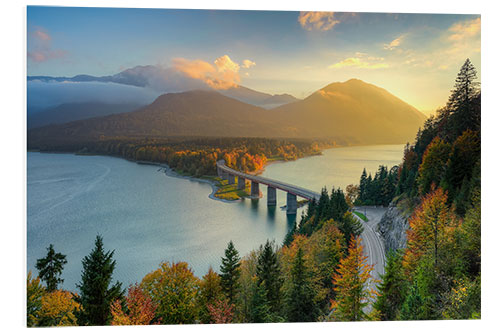 Print på skumplade Autumn at Sylvensteinsee in Bavaria