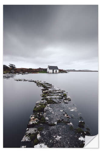 Wandsticker Eine Fischerhütte in der endlosen Wildnis von Connemara, Irland