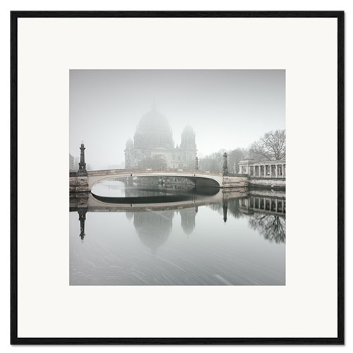 Impression artistique encadrée Cathédrale de Berlin dans le brouillard