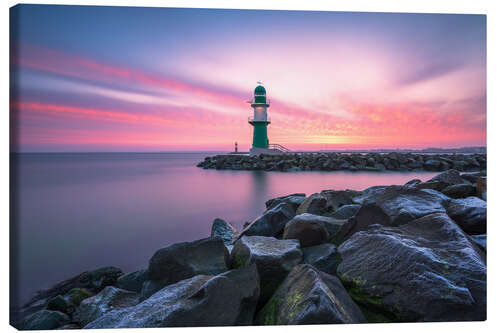 Leinwandbild Westmole Warnemünde bei Sonnenaufgang