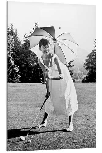 Alubild Audrey Hepburn beim Golf