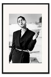 Gerahmter Kunstdruck Monica Bellucci rauchend