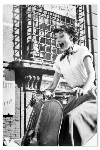 Selvklebende plakat Audrey Hepburn på en scooter