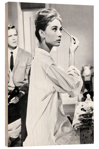 Print på træ Audrey Hepburn sætter på makeup