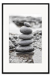 Gerahmter Kunstdruck Steinturm an der Felsenküste