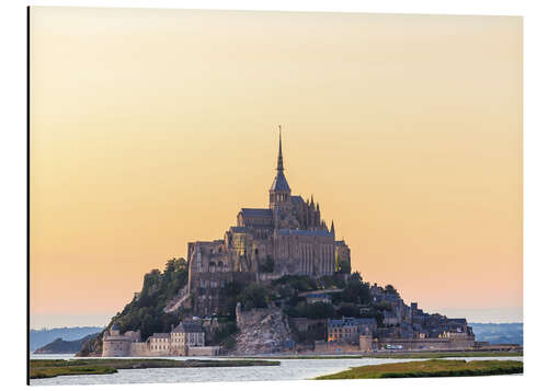 Aluminium print Mont-Saint-Michel in de zonsopgang