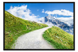Gerahmter Kunstdruck Pfad entlang der Schweizer Alpen in Grindelwald