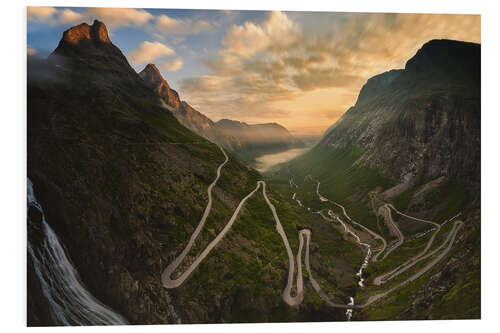 Hartschaumbild Die Trollstigenstraße in Norwegen