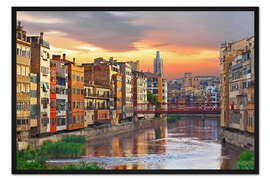 Gerahmter Kunstdruck Bunte Girona-Skyline