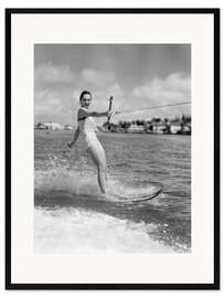 Plakat artystyczny premium w ramie Water skiing in the 50s