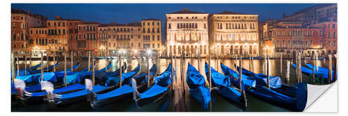 Sisustustarra Gondolas at night, Venice