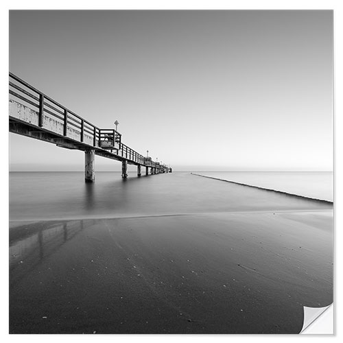 Naklejka na ścianę Pier on the Baltic Sea