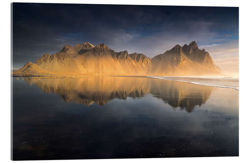 Acrylic print Iceland - The Vestrahorn at sunrise