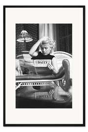 Gerahmter Kunstdruck Marilyn Monroe Zeitung lesend