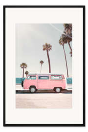 Gerahmter Kunstdruck Rosa Bus unter Palmen