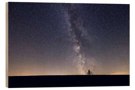 Print på træ Cyclist and the Milky Way