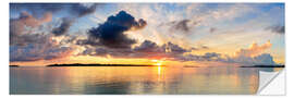 Selvklebende plakat Golden morning over the tropical sea