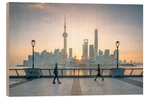Holzbild Uferpromenade von Shanghai vor der Pudong Skyline