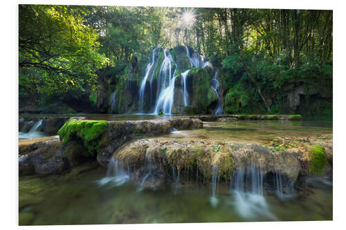 Cuadro de PVC Pintoresca cascada en el bosque