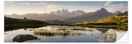 Selvklebende plakat Morning sun at a mountain lake in the Alps