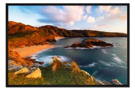 Gerahmter Kunstdruck Irlands Küste im goldenen Licht