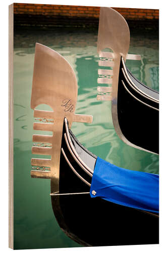 Wood print Iconic loops of gondolas