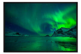 Gerahmter Kunstdruck Nordlichter am Haukland Beach
